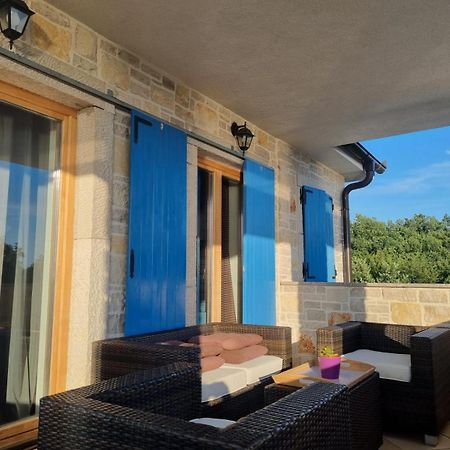 Stone House Iva Villa Кралевица Екстериор снимка