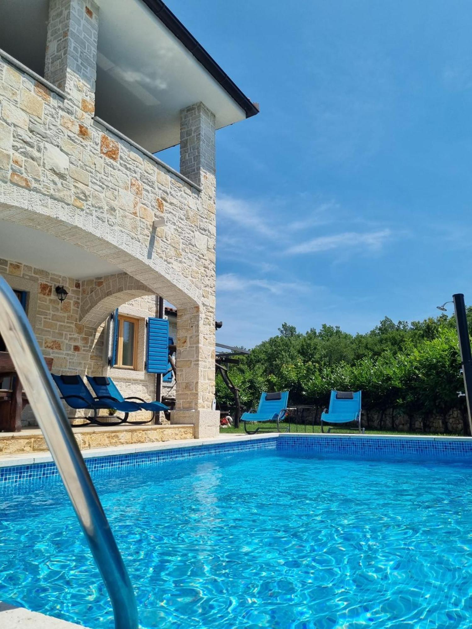 Stone House Iva Villa Кралевица Екстериор снимка